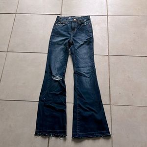 wide leg blue jeans